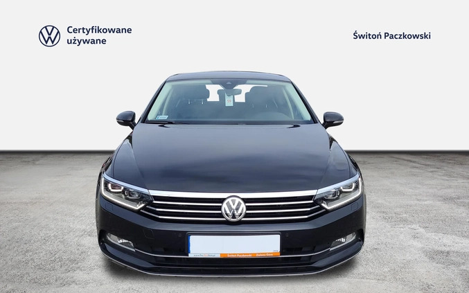 Volkswagen Passat cena 92900 przebieg: 133550, rok produkcji 2018 z Grudziądz małe 667